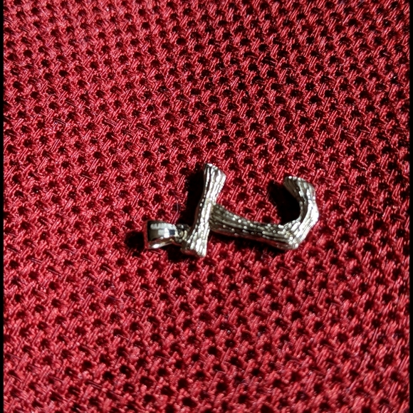 Glamira 14kt white gold J Charm - Picture 2 of 5